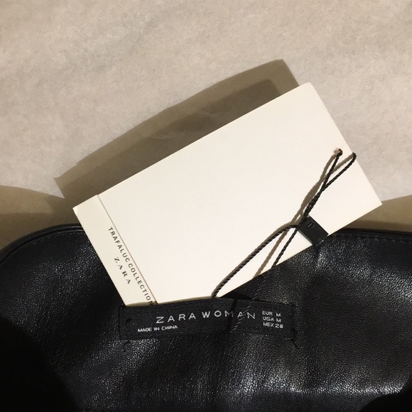 Host Pick Zara Black Vegan Leather Mini Skirt M - Picture 8 of 8